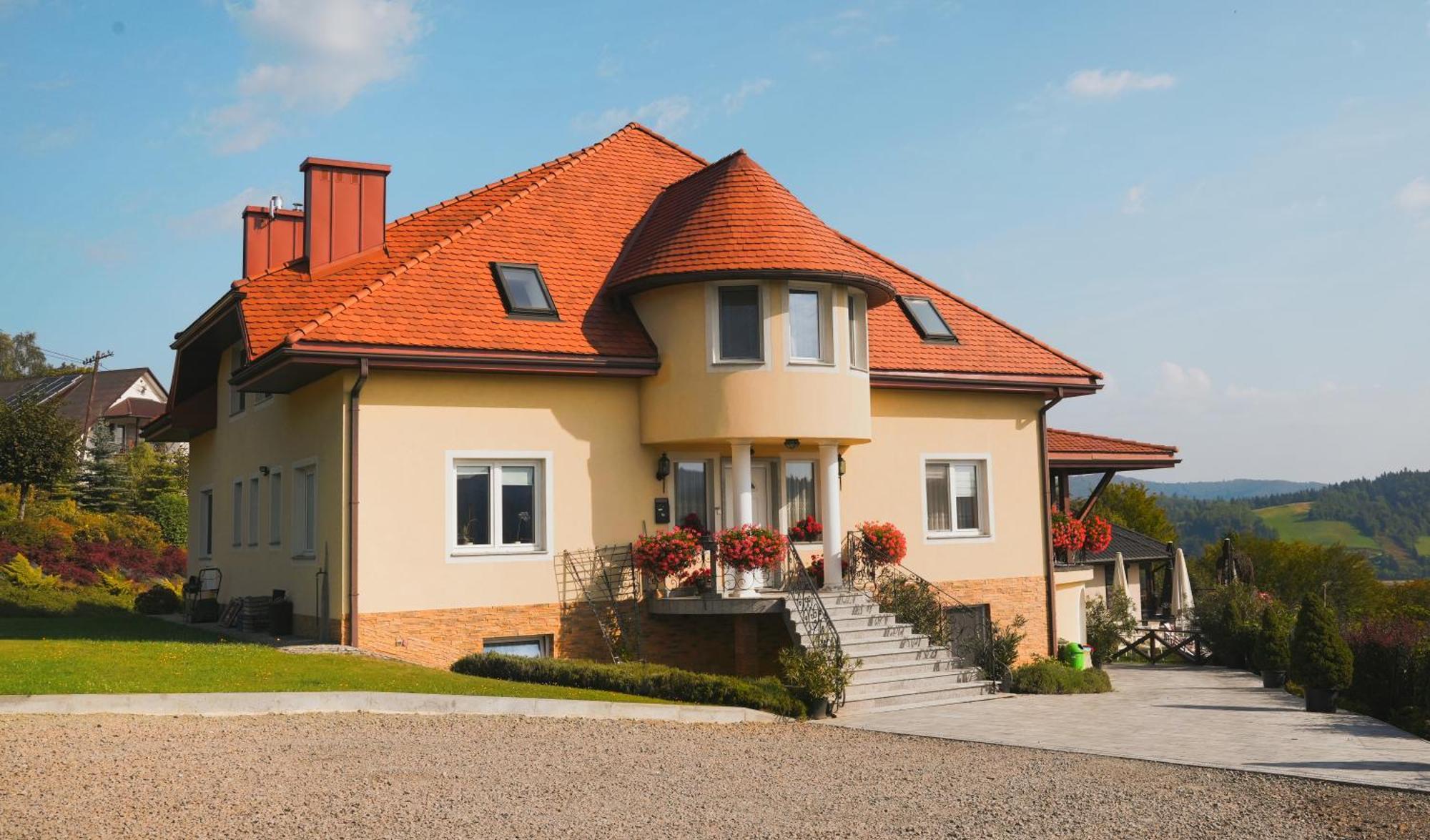 Lodge Belweder Bieszczady *